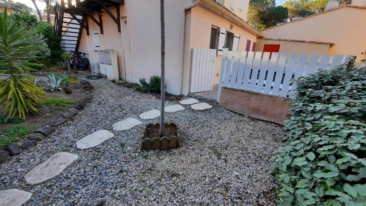 Villa Pinede - Proche Naturiste Agde Exteriör bild